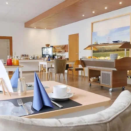 Prinz Carl Hotel
